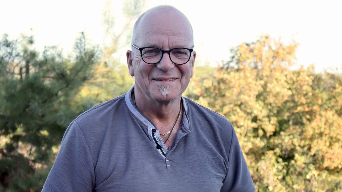 His smile motivates him: Walter Gerhards helps worldwide to give children ...