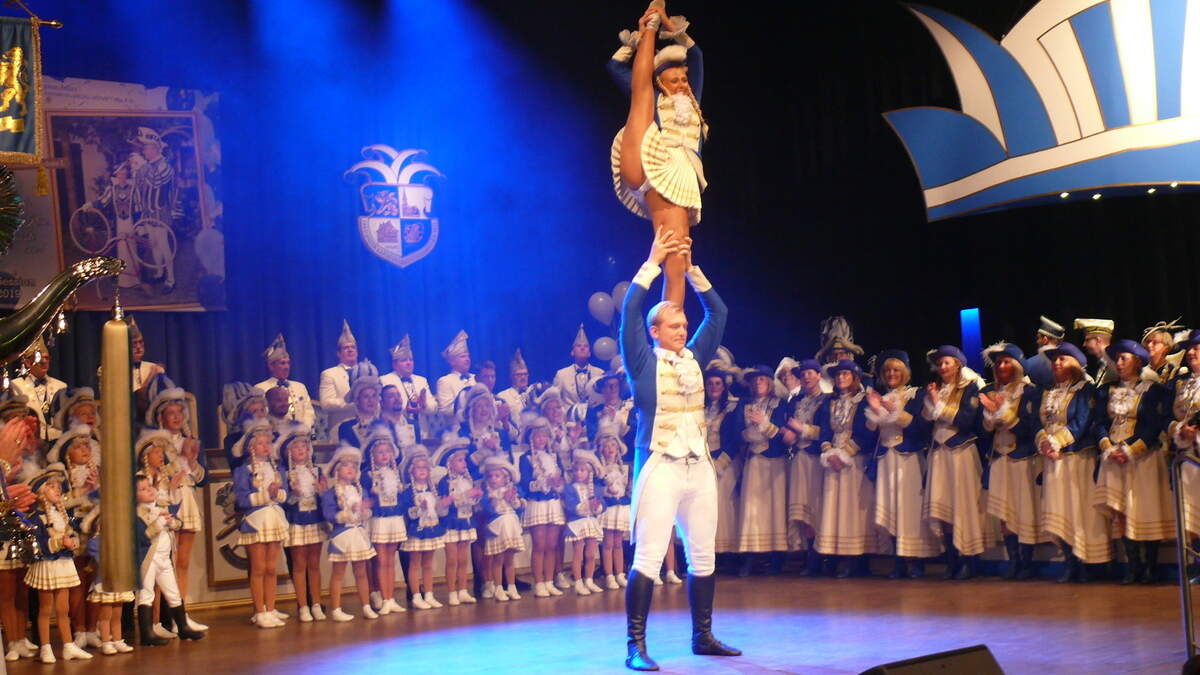 Bei der EKGGala in die Herzen getanzt Aachener Zeitung