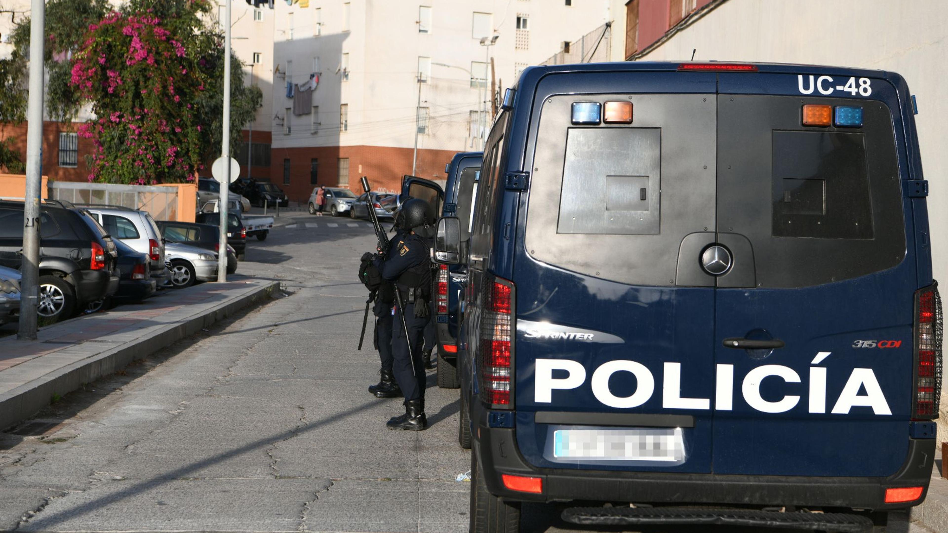 Maskierter ersticht Elfj&auml;hrigen auf Fu&szlig;ballplatz in Spanien