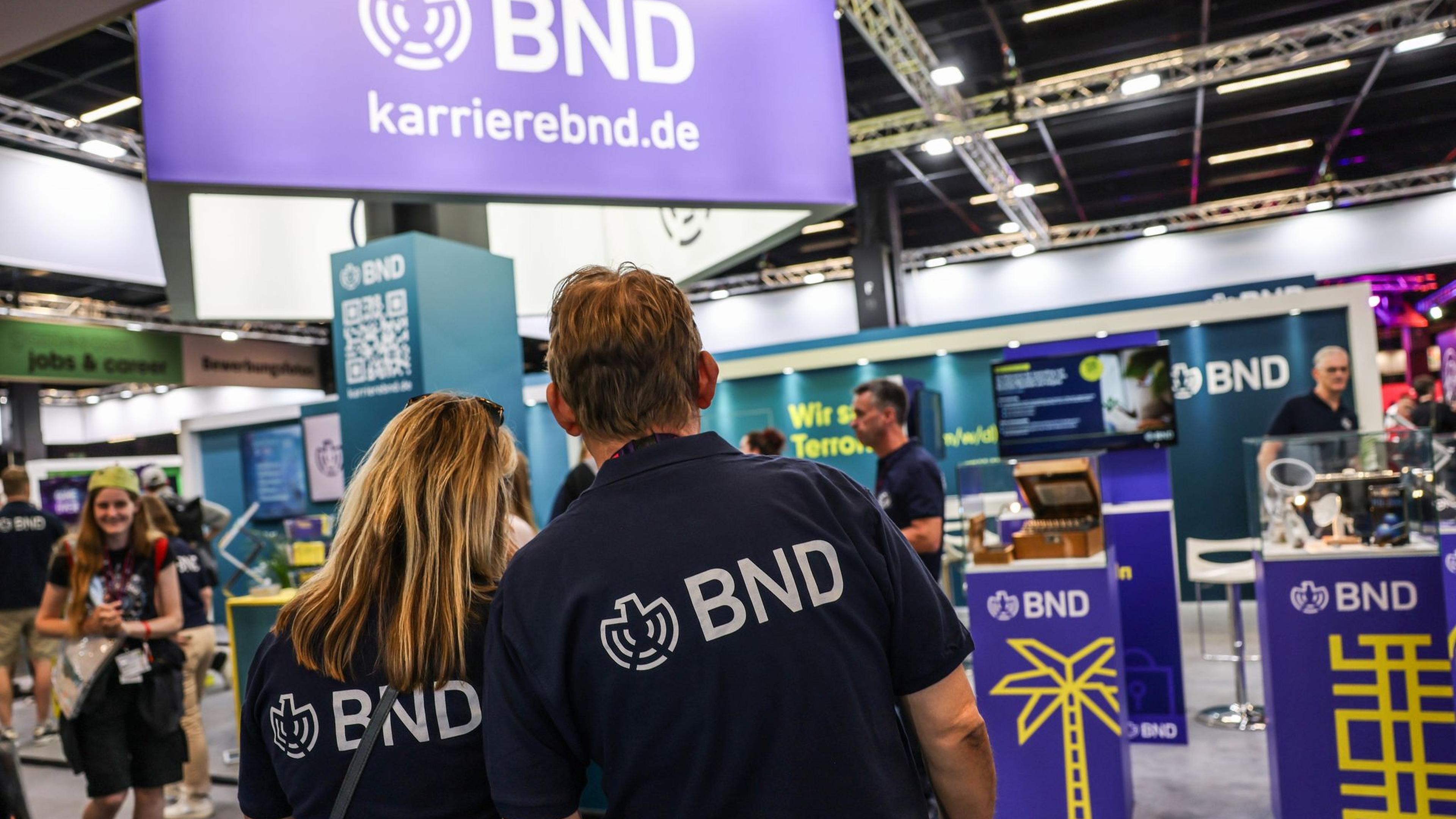 Spione werben f&uuml;r sich: Der BND sucht Nachwuchs auf Gamescom