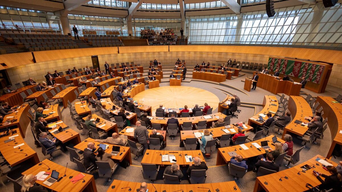Große Unterschiede bei Mitarbeiterzahl der Abgeordneten | Aachener Zeitung