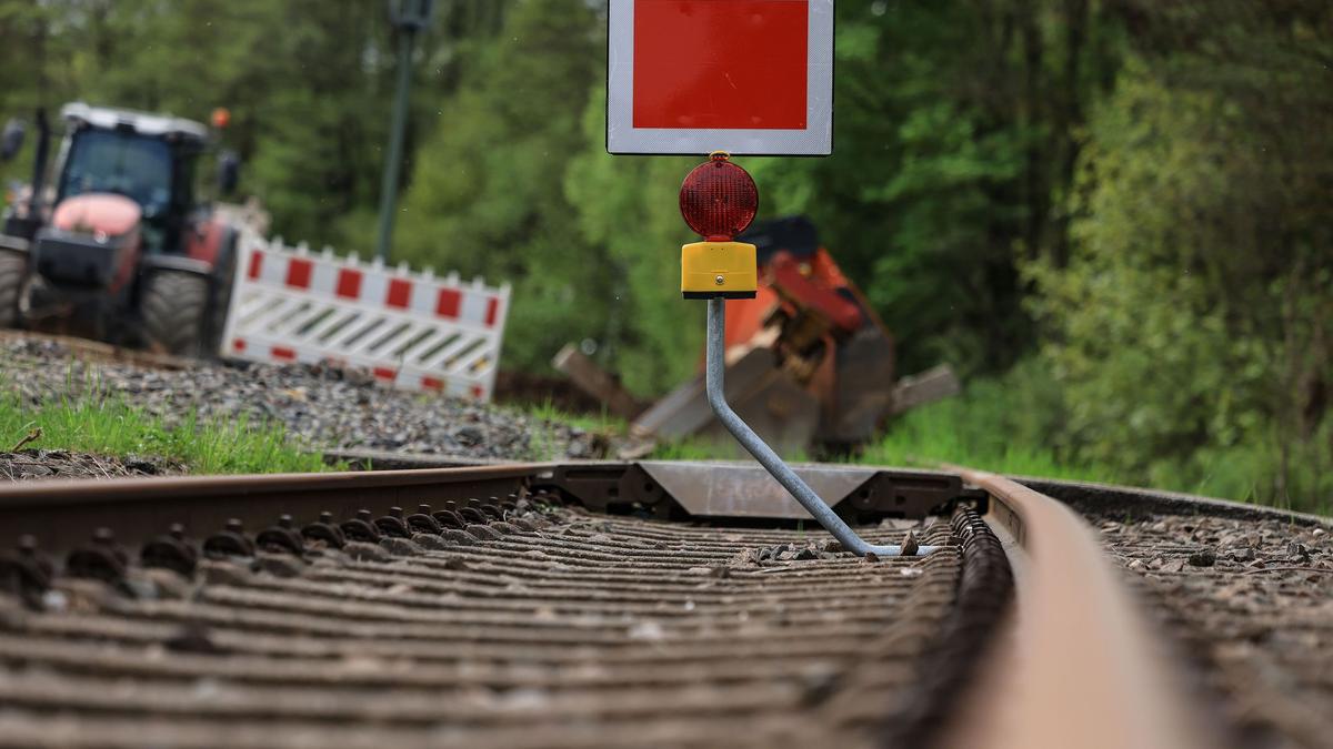 eifelbahn-wird-elektrisch-vollsperrung-f-r-bauarbeiten