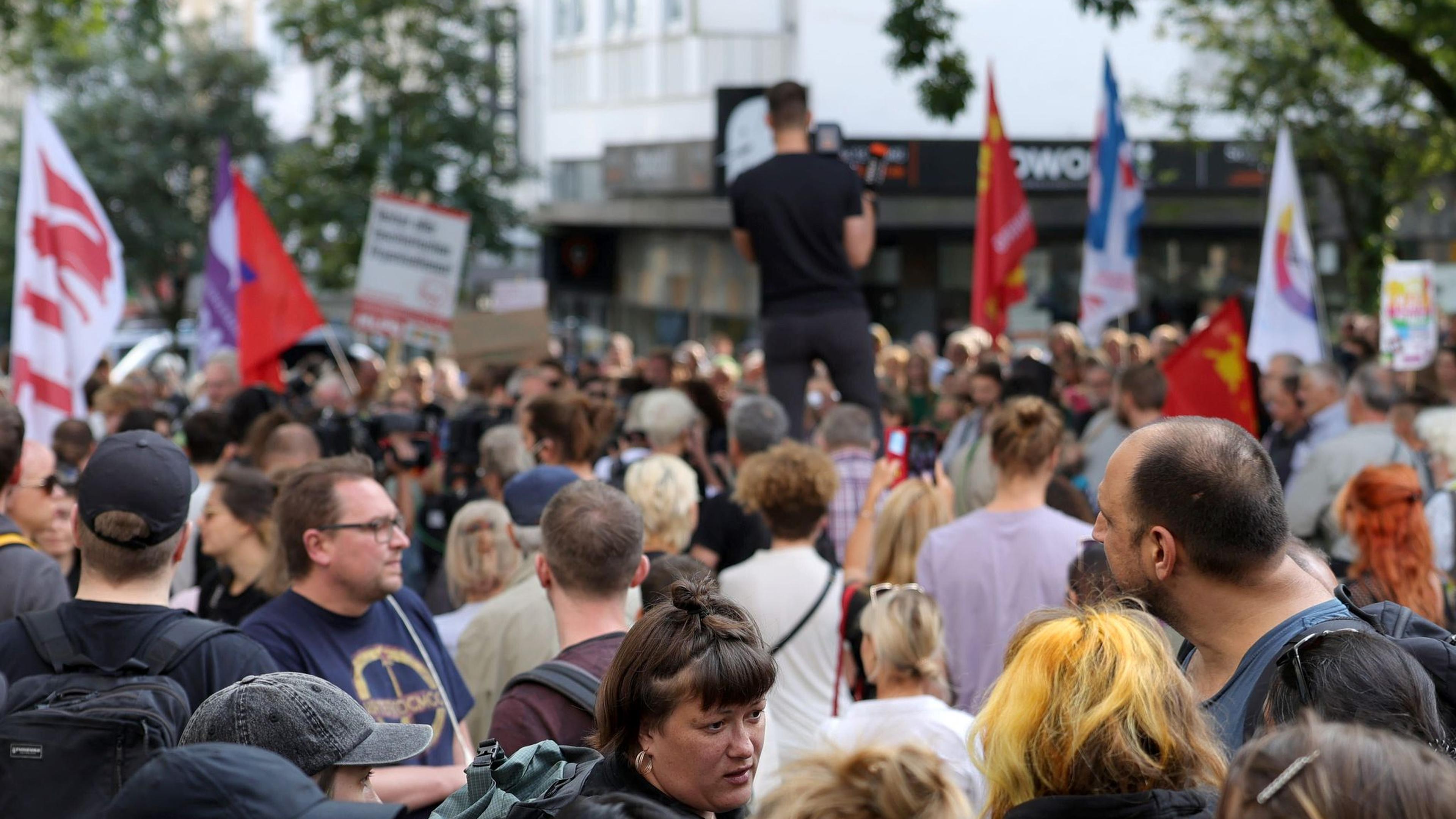 Demonstrationen nach Anschlag in Solingen