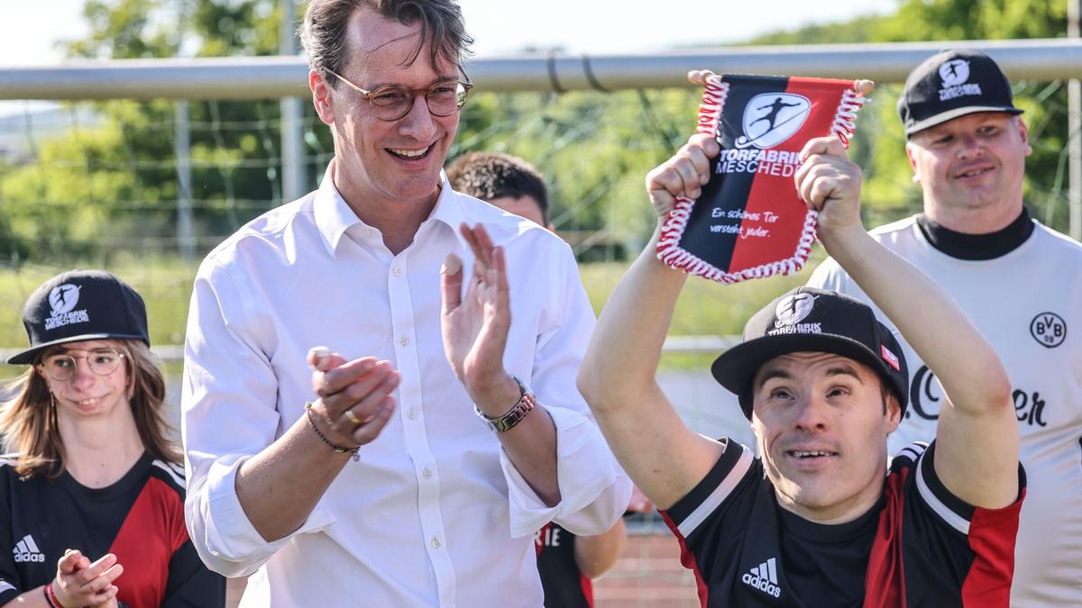 Kicken-mit-W-st-Torfabrik-Meschede-bietet-mehr-als-Sport