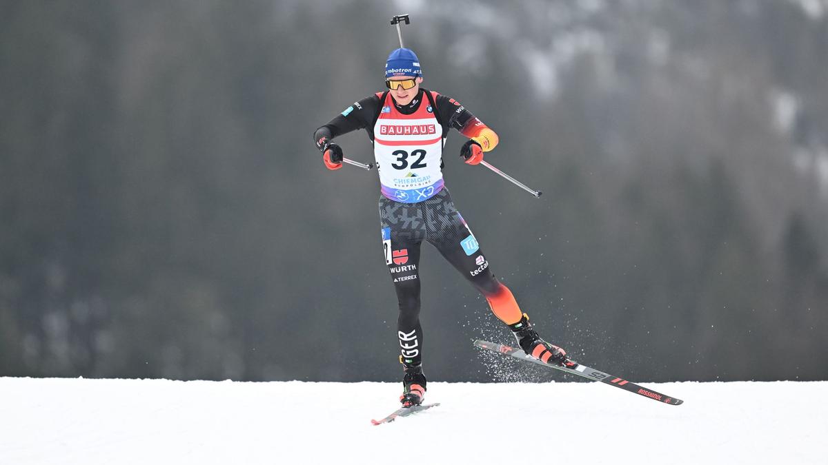 strelow-elfter-in-ruhpolding-biathleten-mit-ski-problemen