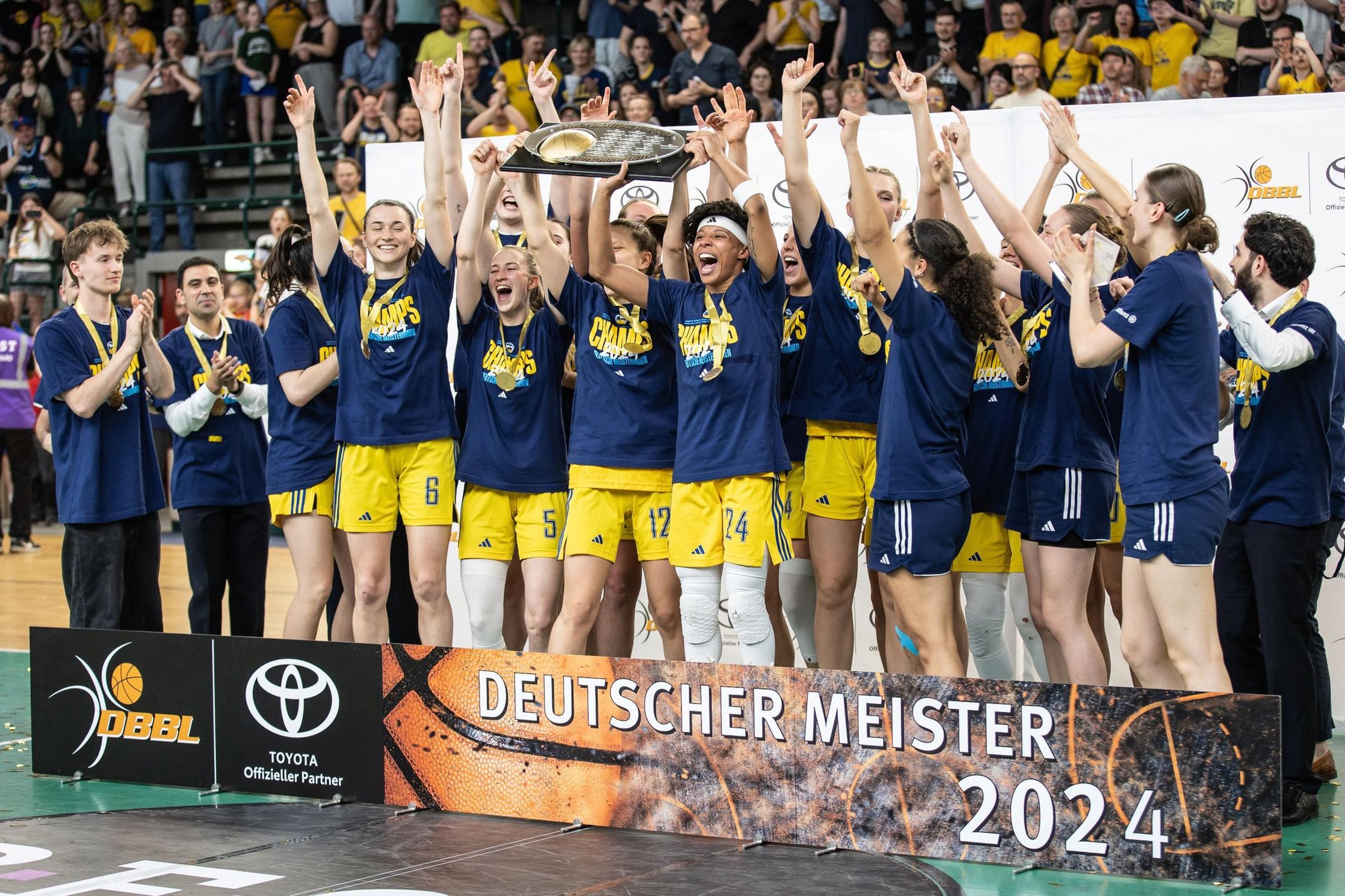 Die Alba-Frauen konnten erstmals die deutsche Meisterschaft gewinnen.