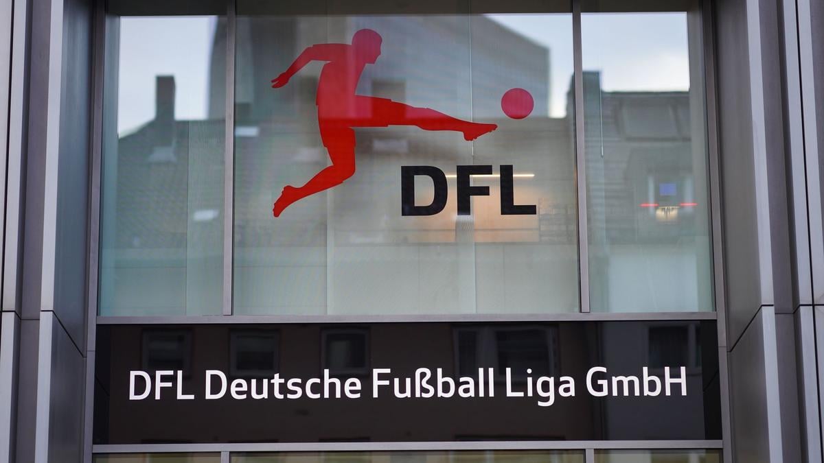 Traditionsduell-zum-Zweitliga-Auftakt-Schalke-gegen-Hertha