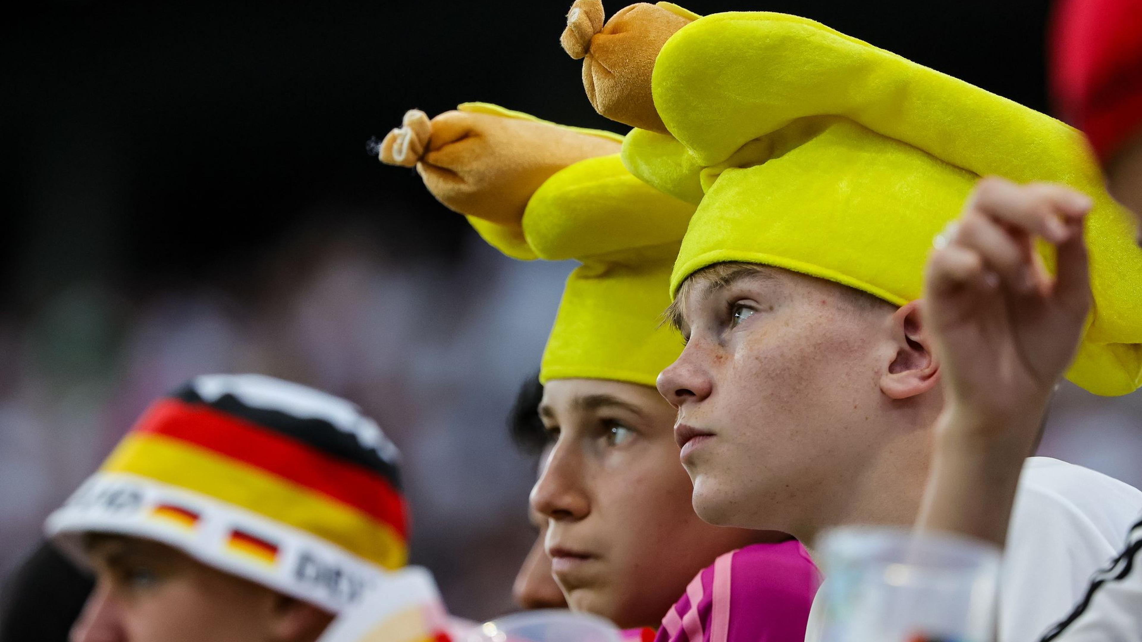 Vegane Bratwurst im Stadion: Die Bundesliga-Speisekarten