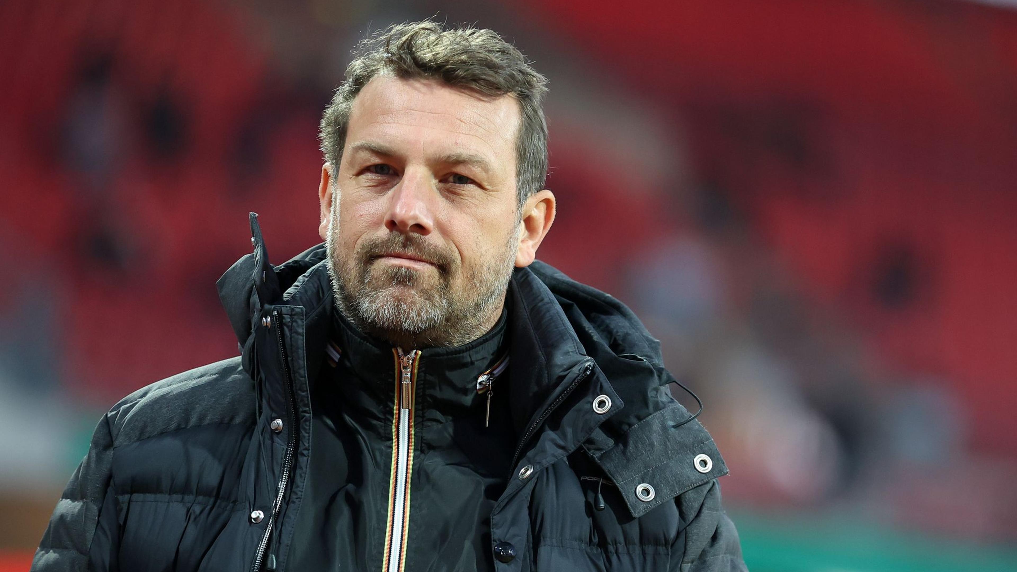 Ex-Bundesliga-Coach Weinzierl wird Manager am Bayern-Campus