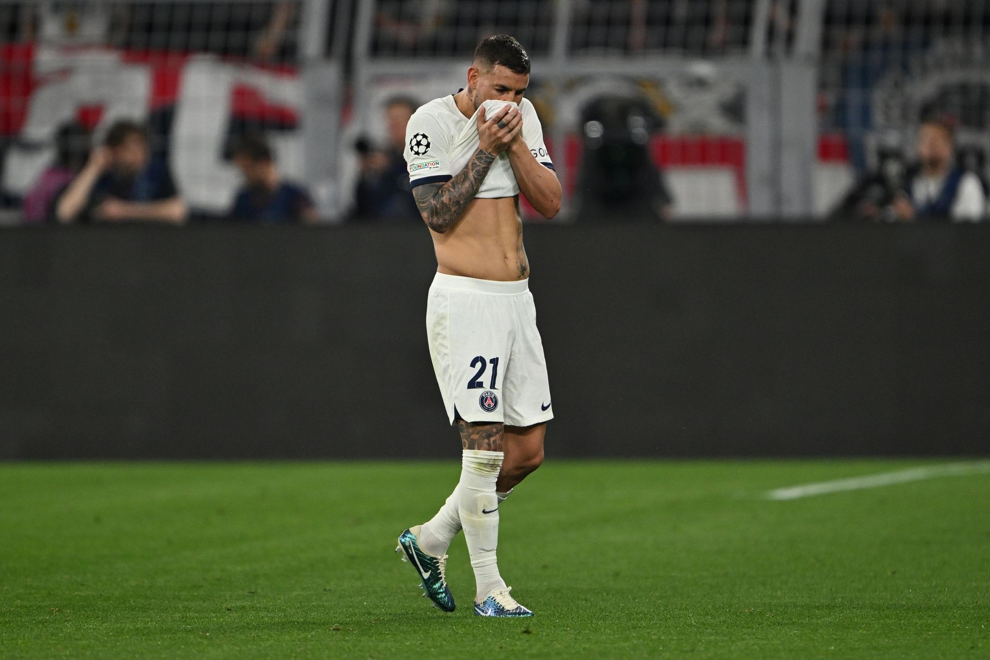 Verletzte sich unmittelbar vor dem 0:1 gegen Dortmund: PSG-Verteidiger Lucas Hernández.
