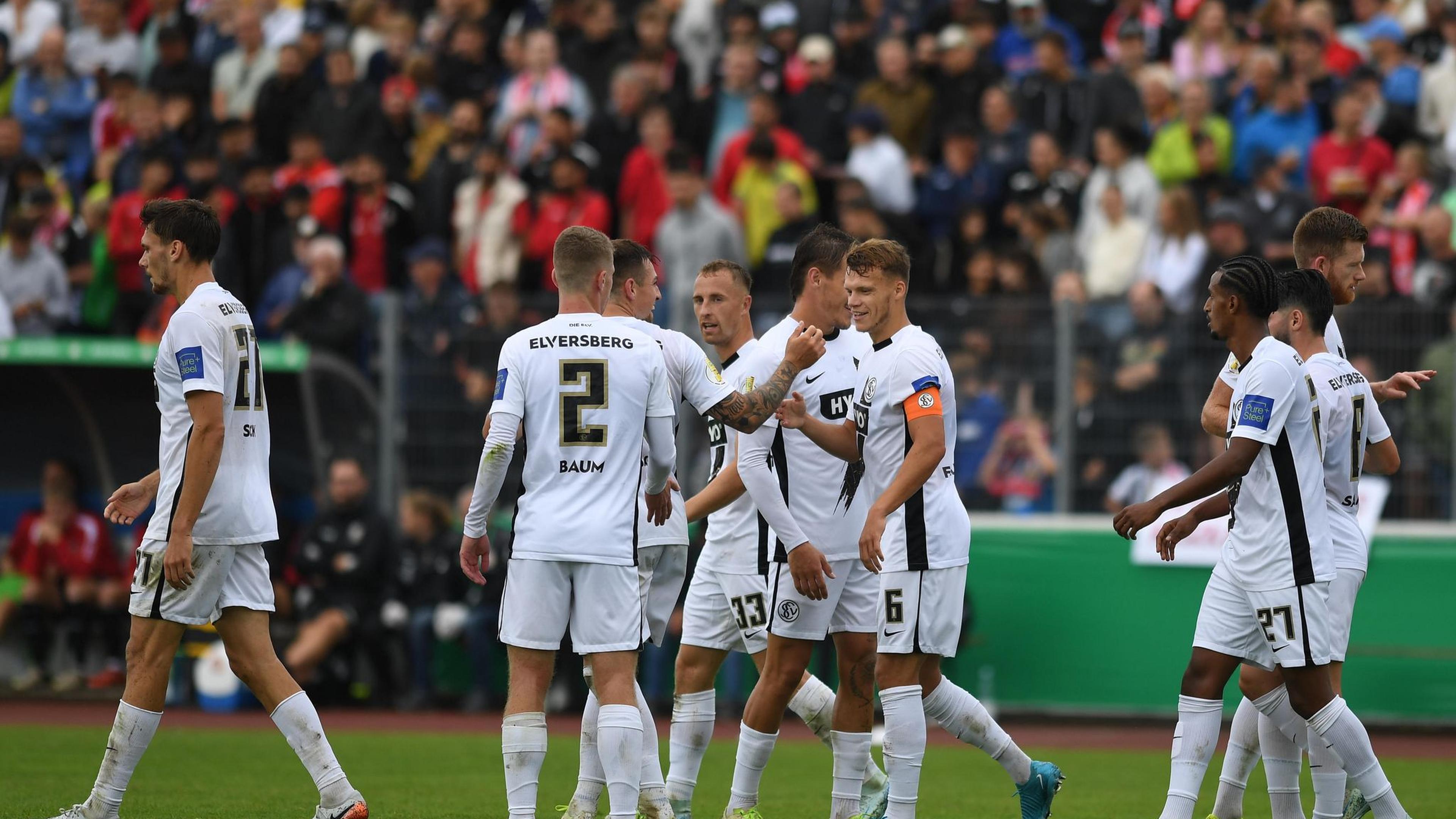 7:0 in Hildesheim: Elversberg locker in Runde zwei